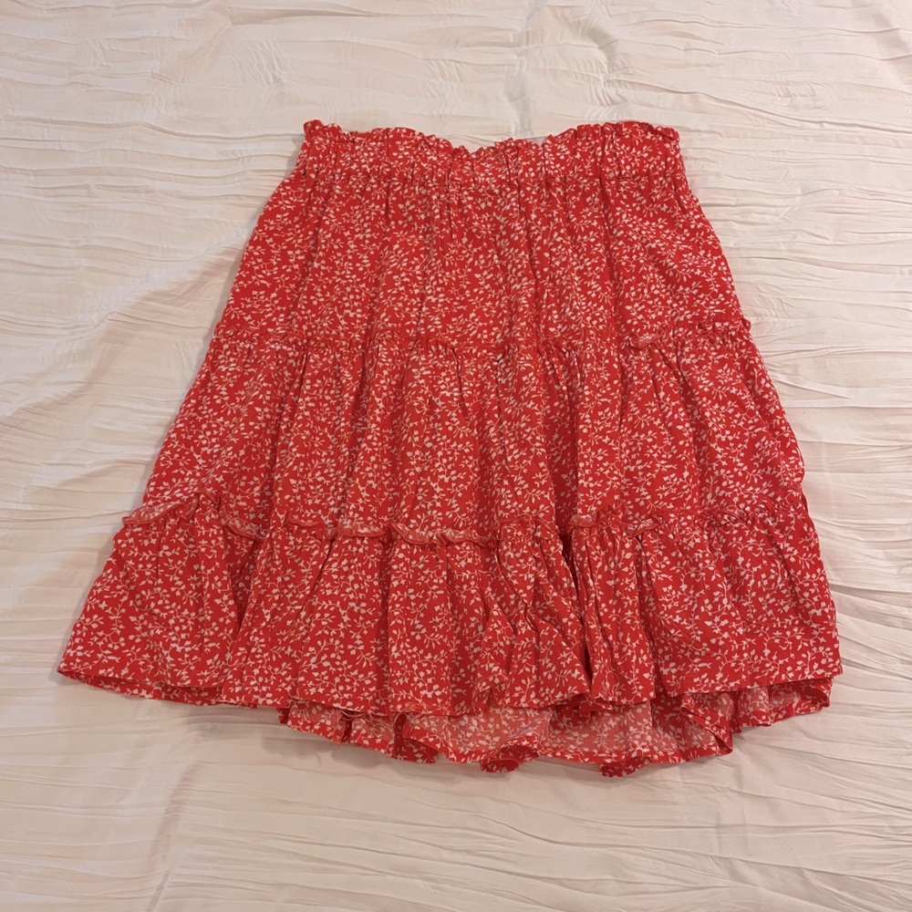 NWT Coral Tiered Skirt